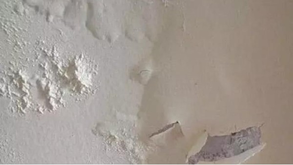 起皮，開(kāi)裂，掉粉，怎么辦？