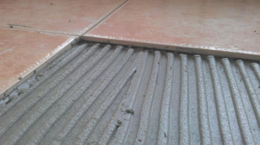 瓷磚粘結劑施工過程中應注意哪些問題？昆明瓷磚膠廠家告訴您